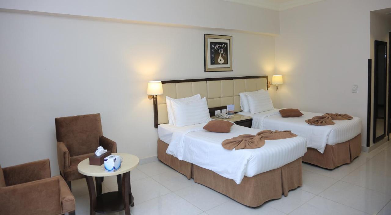 Grand East Hotel - Resort & Spa Dead Sea Sweimeh Quarto foto